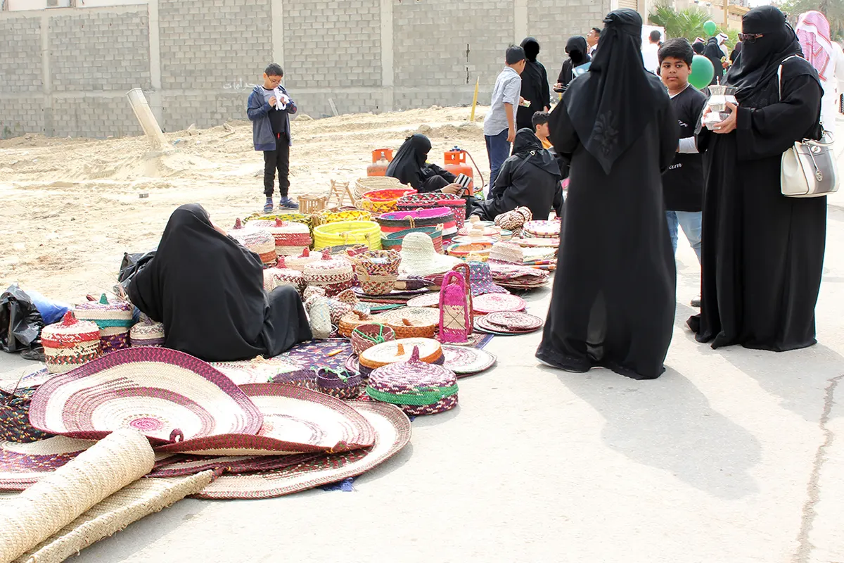 حرفيان: الخوصيات تصارع الحداثة للبقاء على قيد الحياة.. وهي ”سلوة لنا“