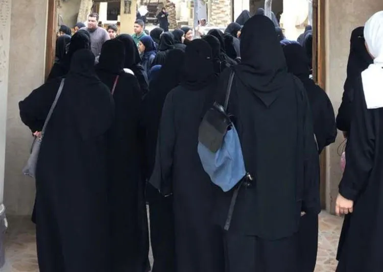 كافل اليتيم يزور معالم الأحساء التراثية مع مستفيداته