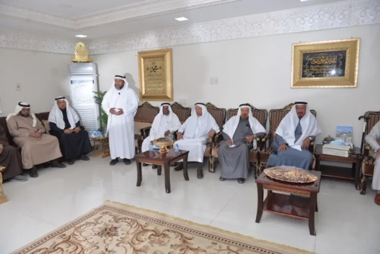 بالصور.. أسرة تناقش ”الخدمات العلاجية“ في الأحساء مع المسؤولين