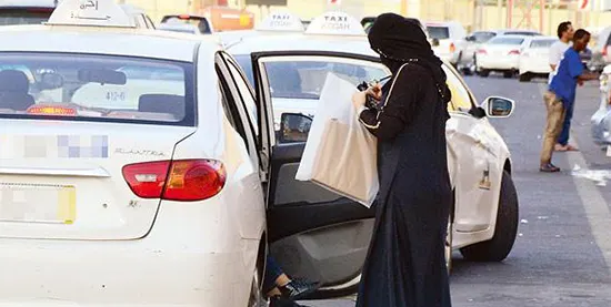غرامة 5 آلاف ريال وحجز المركبة عقوبة نقل الركاب بدون ترخيص