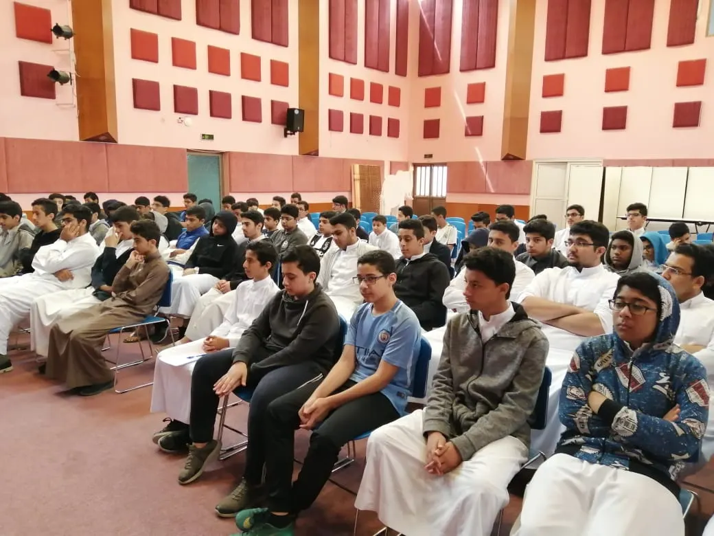 الحلة.. «مجموعة متخرج» تنظم جلسة حوار «كيف اختار تخصصي؟»