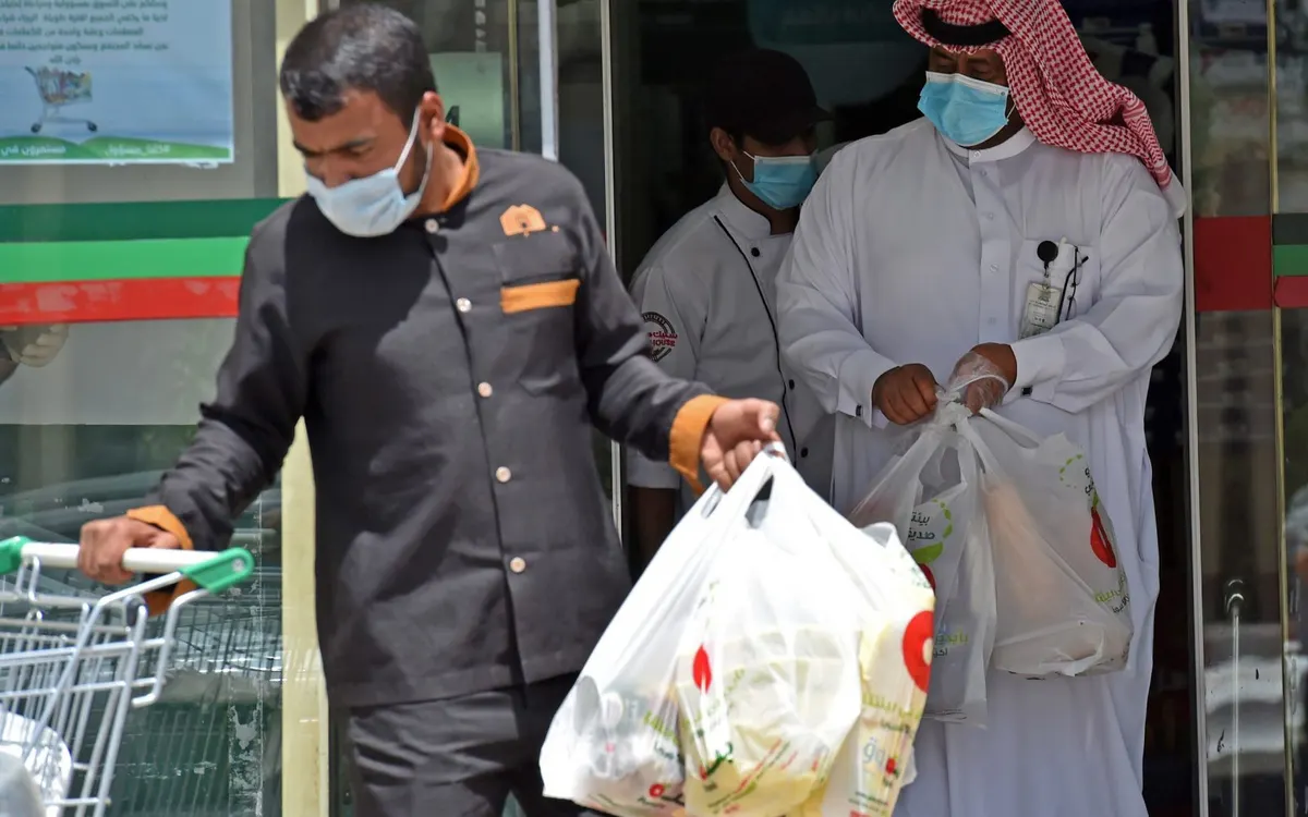 فيروس كورونا: الإصابة بكوفيد -19 ”توفر مناعة لمدة 5 أشهر“