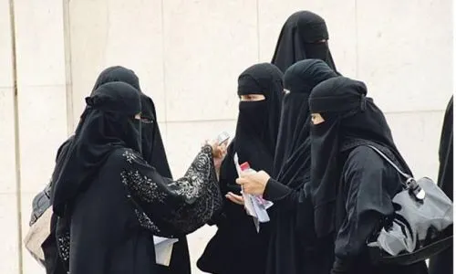 «بداية جادة وملهمة».. تأكيد الأدوار الهامة لمديرات المدارس بالقطيف