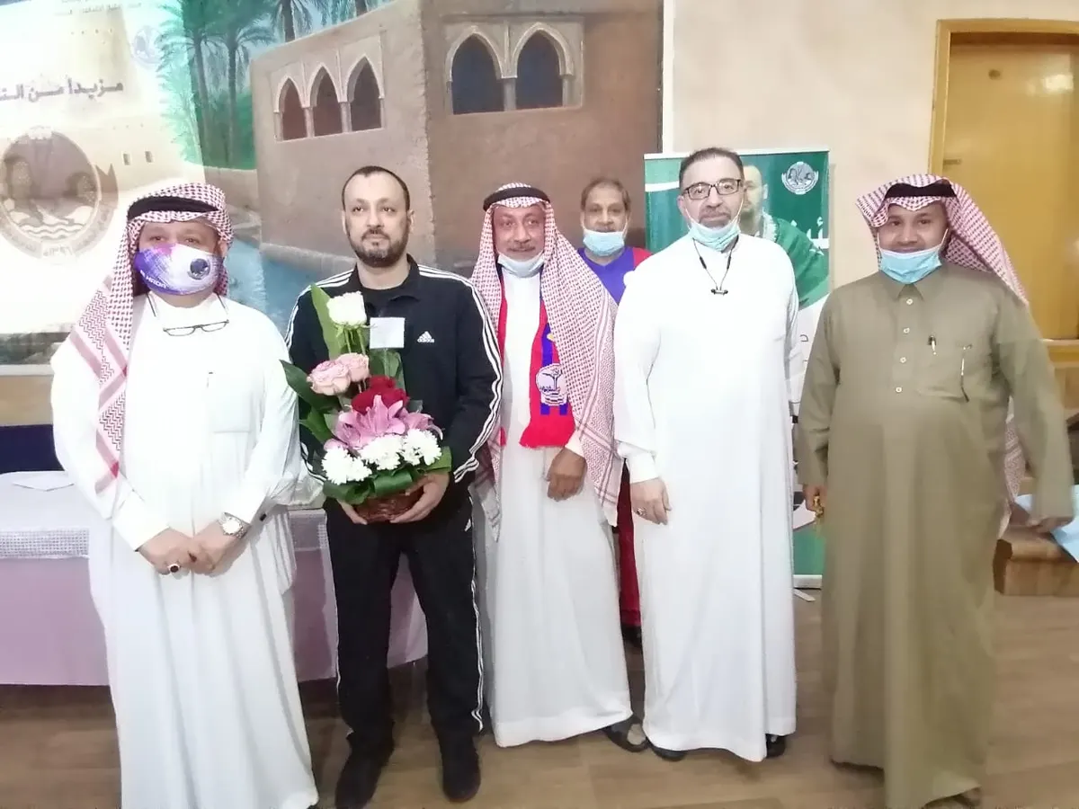 هدى تاروت يكرم ”القيصوم“ أفضل مدرب عام 2020