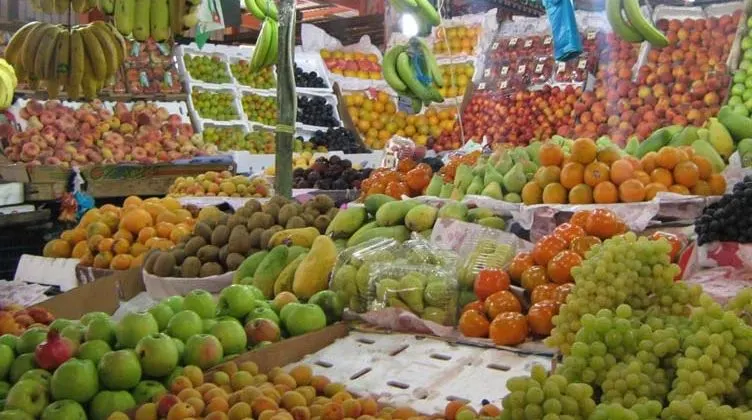 بديلان لعيد صحي.. الفاكهة بدلًا من الحلوى والماء بدلًا من المشروبات الغازية