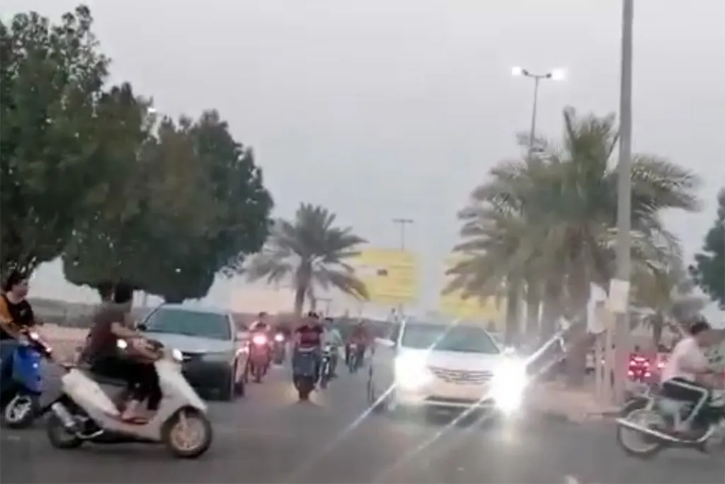 ”أزعجونا“.. دراجات نارية تحاصر سكان كورنيش سنابس