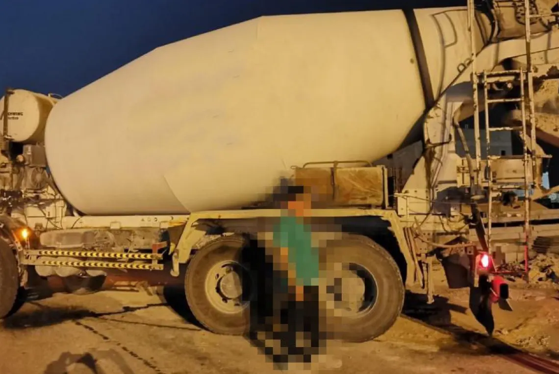 حظر النقل و«الأسبستوس».. 5 ضوابط و11 متطلبًا فنيًا لوحدات «خلط الخرسانة»
