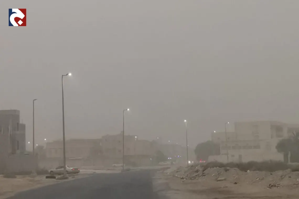 «الإنذار الأحمر» يضرب سواحل الشرقية.. عواصف ترابية تحجب الرؤية حتى منتصف الليل