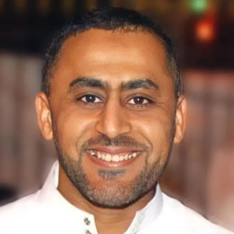السيد صالح السادة.. الشعر والقرطاس والقلم