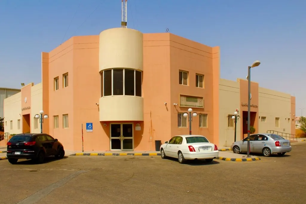 الأحساء.. إيقاف العمل في عيادة ”تطمن“ بصحي البندرية
