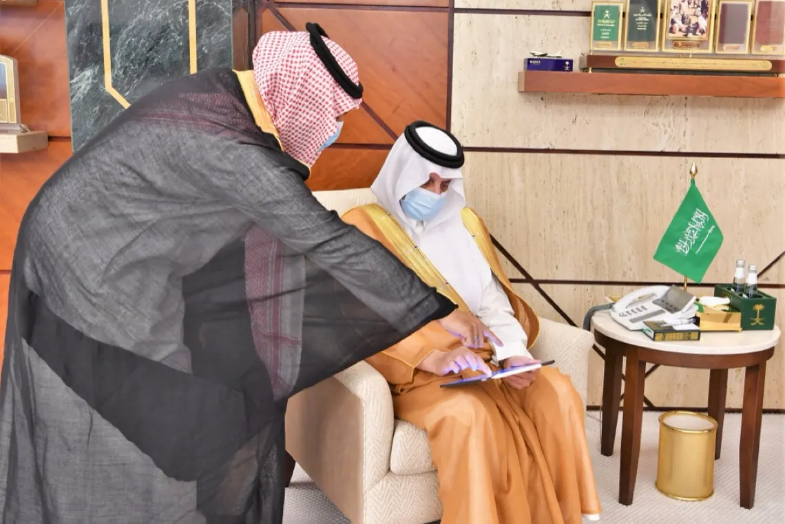 أمير الشرقية يدشن مبادرة يوم أخضر لوطن أخضر لزراعة 100 الف شجرة