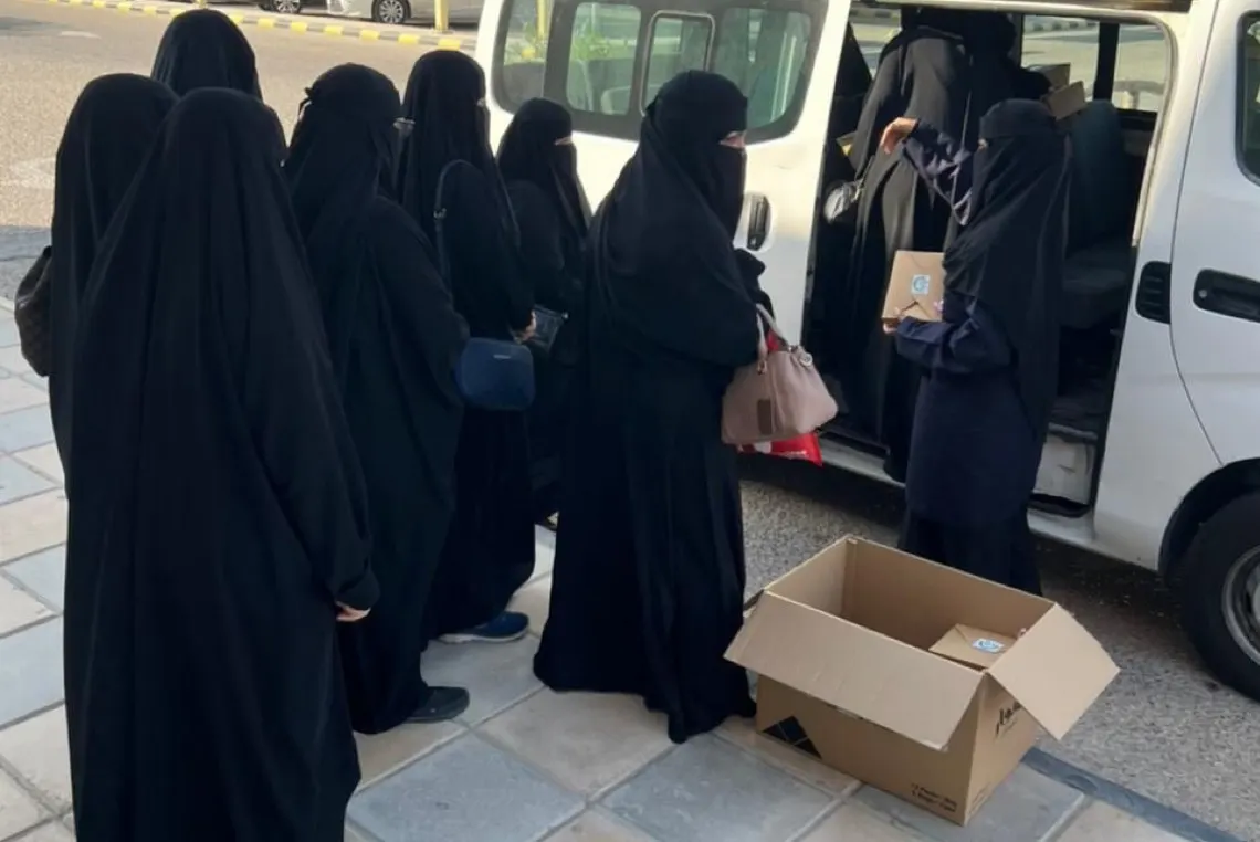 بطاقات التشغيل إلزامية.. بدء رصد مخالفات حافلات النقل الخاص