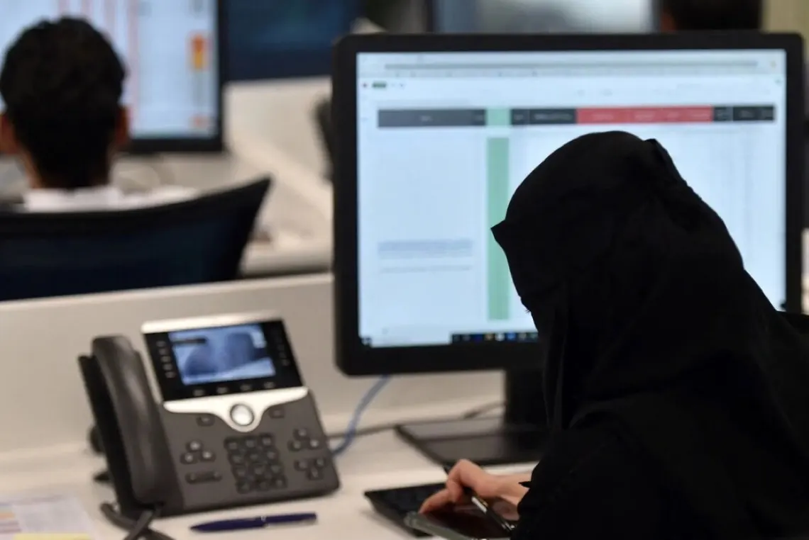 3 رواتب للموظفات في إجازة الأمومة.. كيف؟