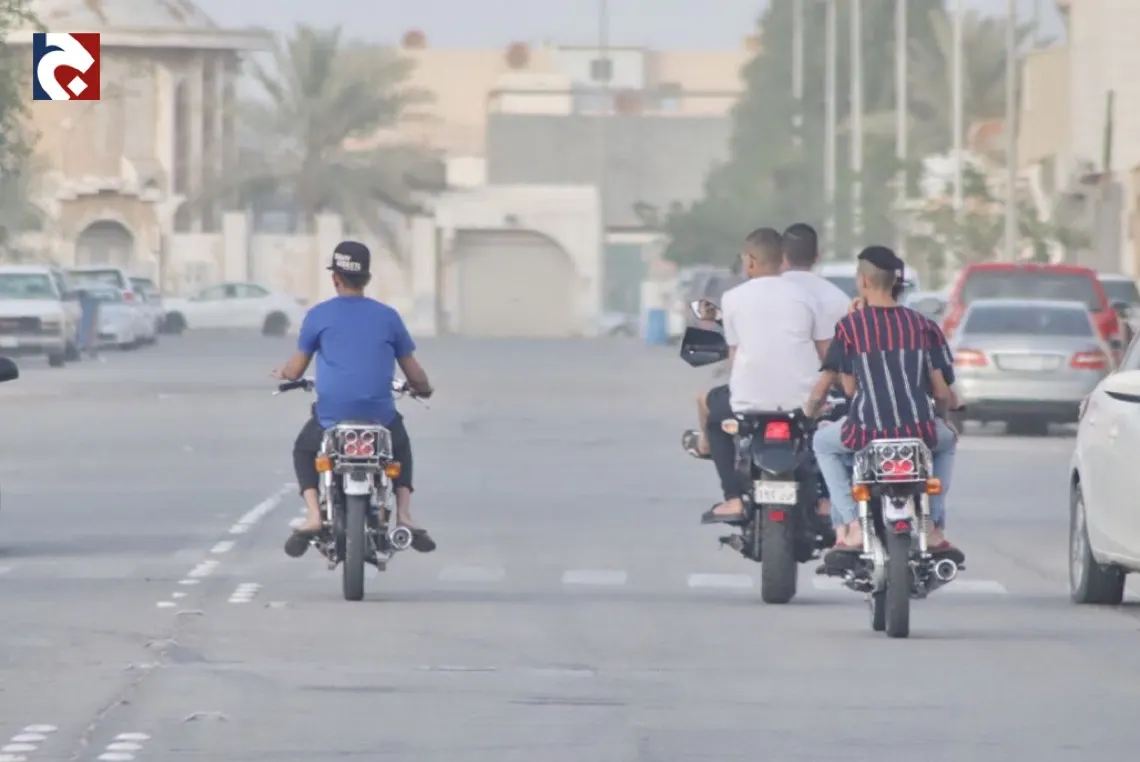 المرور: 300 ريال غرامة فورية لقيادة الدراجة الآلية بلا رخصة