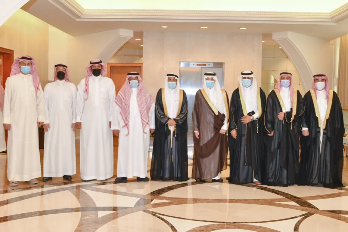 أمير الشرقية يبحث خطط تطوير نادي النهضة