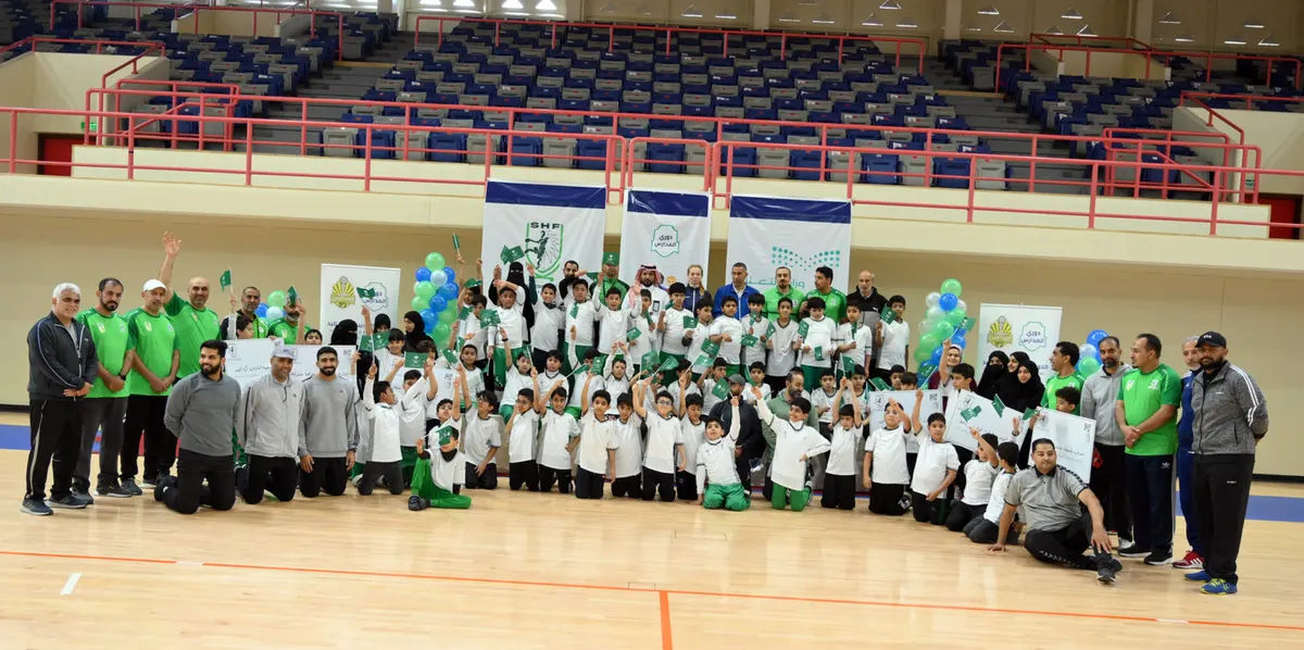 تخريج 30 معلمًا في دورة ”إعداد المدربين والمحاضرين“