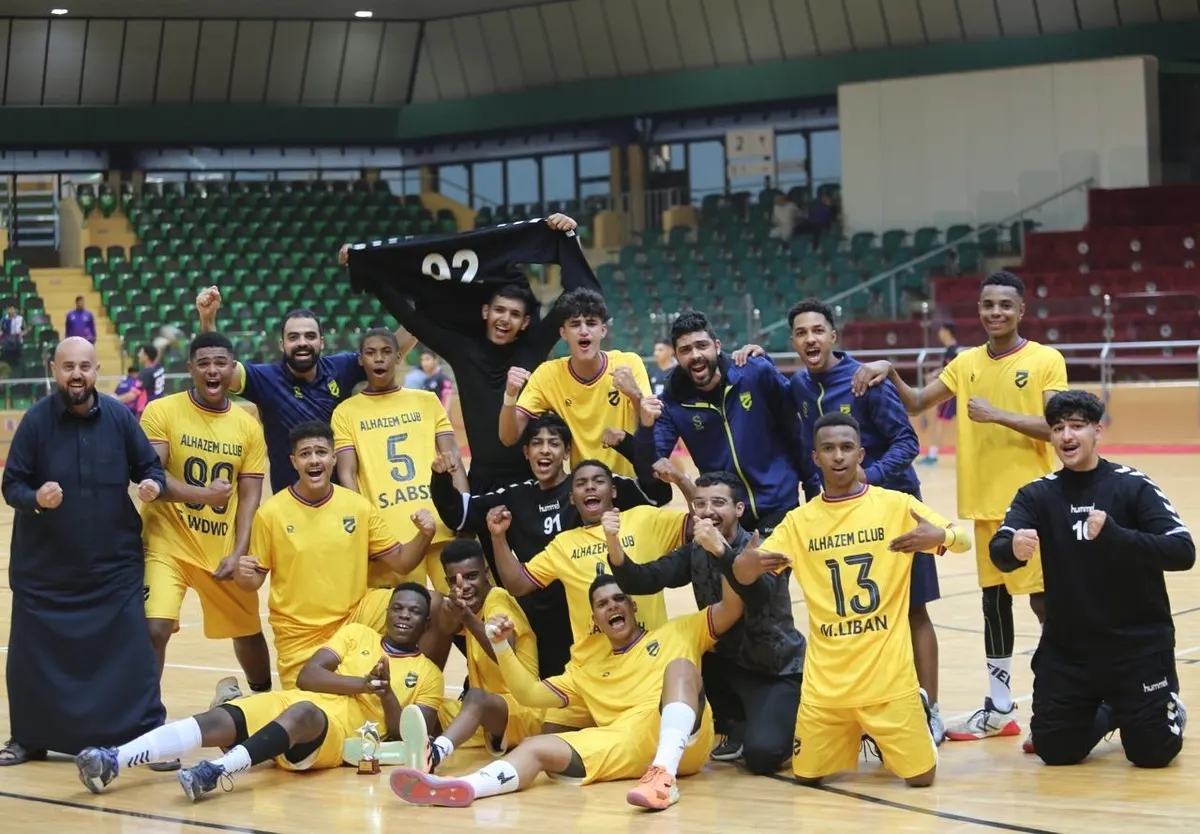 غدًا.. الحزم أمام الهلال والهدى يواجه الخويلدية في نصف نهائي ”شباب اليد“