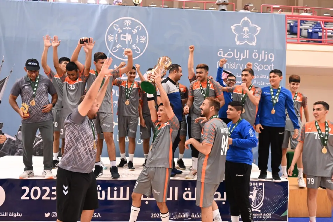 مضر بطلاً لنخبة ناشئين اليد