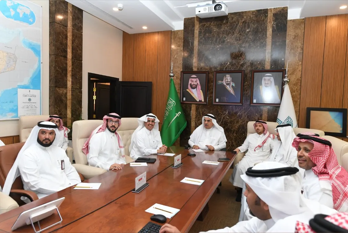 مراقبة عمل شاحنات ومعدات النظافة «إلكترونيًا»