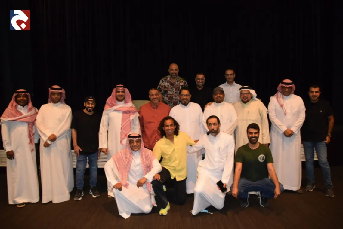 «الإخراج المسرحي واتجاهاته».. توفير بيئة إبداعية في «إثراء»