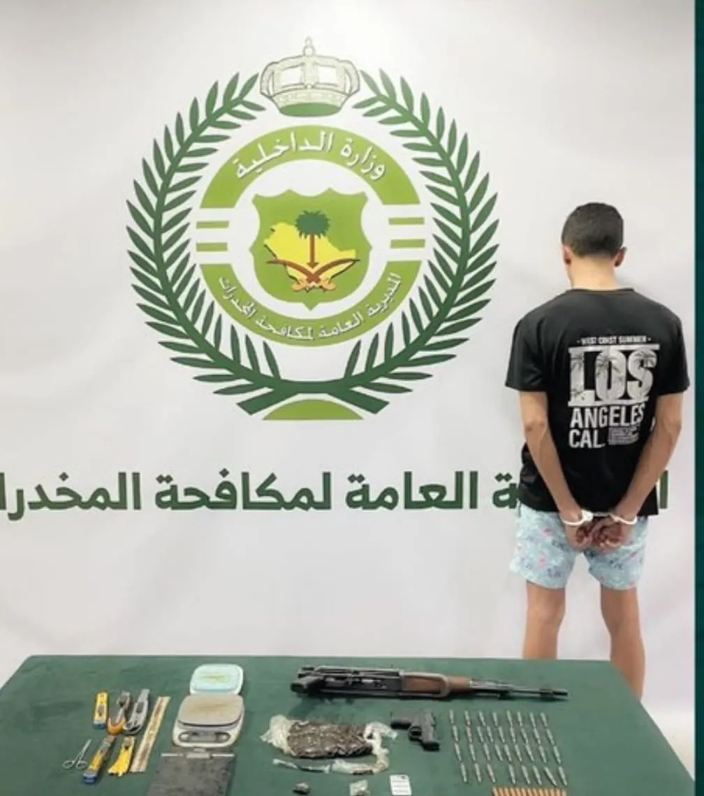 بحوزته أسلحة وذخيرة حية.. ضبط مواطن لترويجه الحشيش بالشرقية