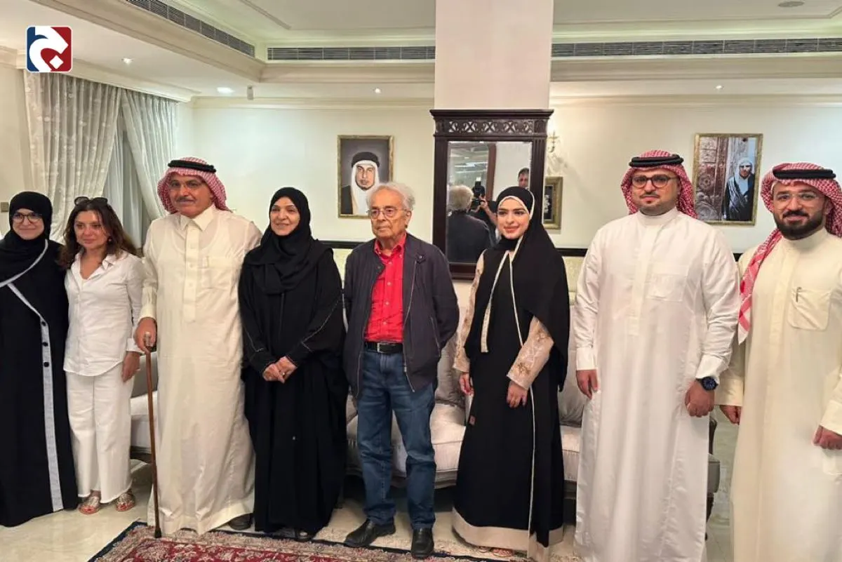 القطيف.. ”أدونيس“ يجمع الأدباء والشعراء في منزل الإعلامي ”نصرالله“