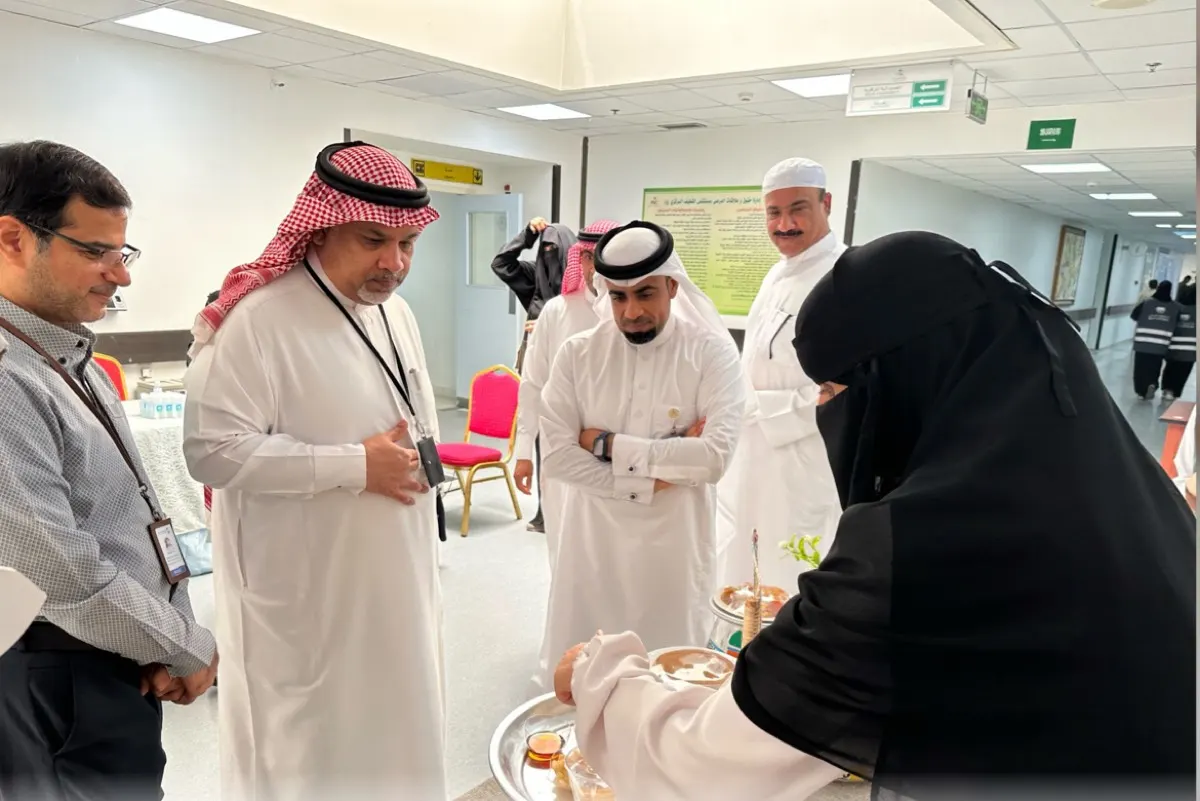 القطيف.. حملة ”تاج الراس“ لتوعية كبار السن