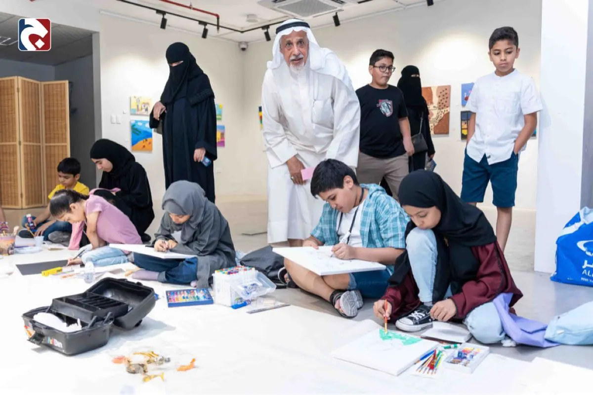 85 طفلًا ينفردون بمشاعرهم في «الرسم المباشر» بالقطيف