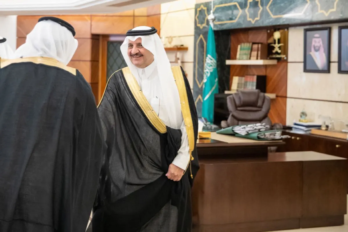 أمير الشرقية يثمن نجاحات «الموارد البشرية»