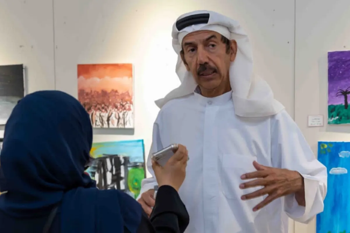 التشكيلي شلّي: لا تؤطروا الرؤية الفنية للأطفال