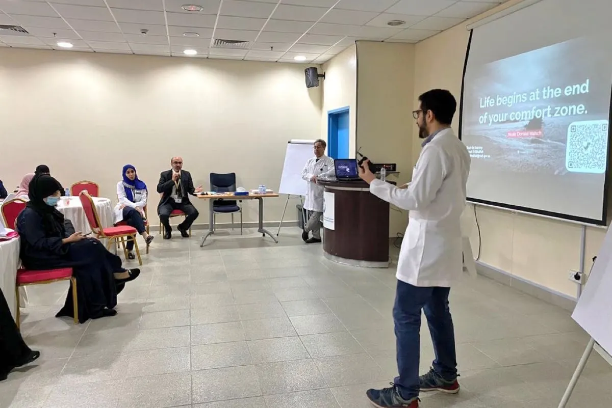 تعريف منسوبي «القطيف الصحية» بمفاهيم وأساسيات البحث العلمي