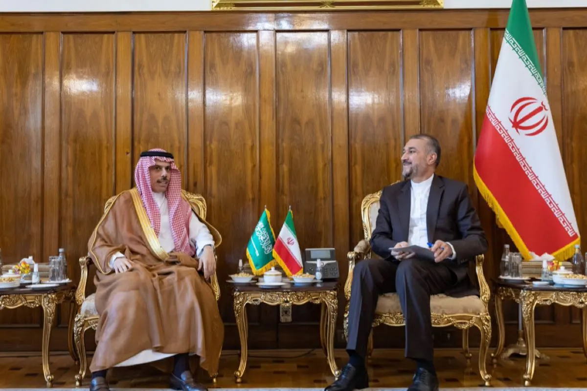 وزير الخارجية من طهران: نأمل أن تنعكس عودة العلاقات مع طهران على المنطقة والعالم