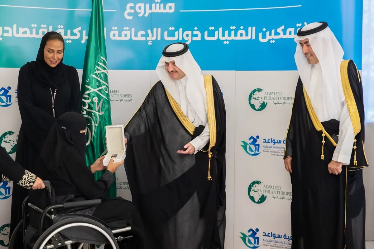 أمير الشرقية يرعى تسليم سيارات لمستفيدات «سواعد»