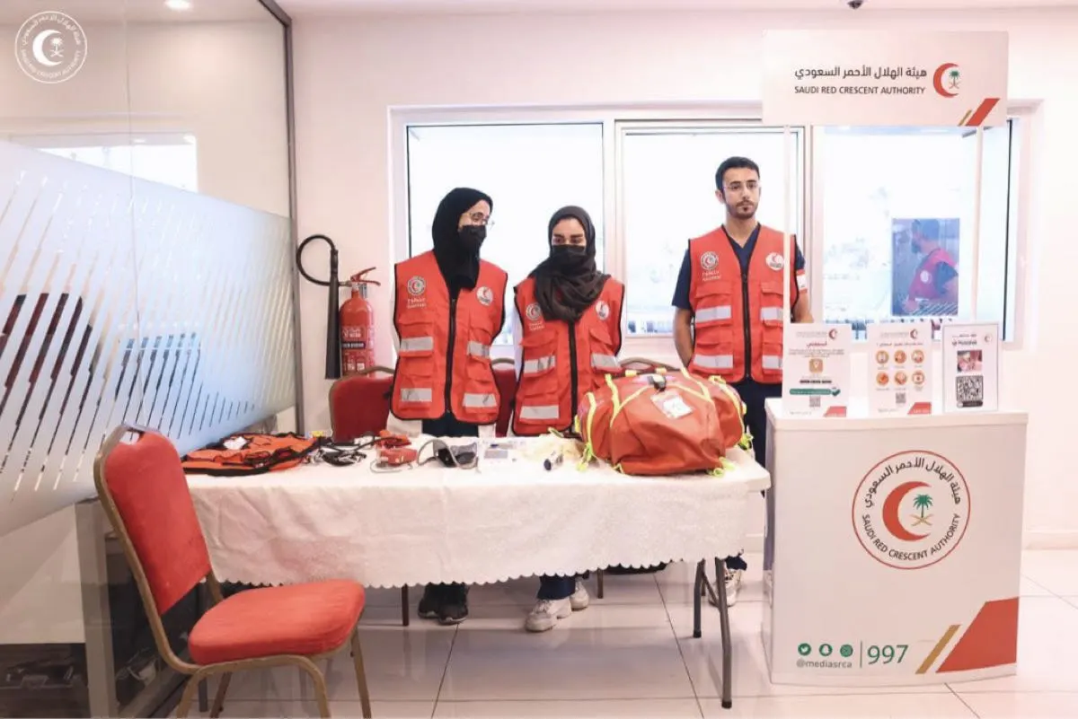 برامج «الهلال الأحمر» تدرب 10343 مستفيدًا على الحالات الإسعافية