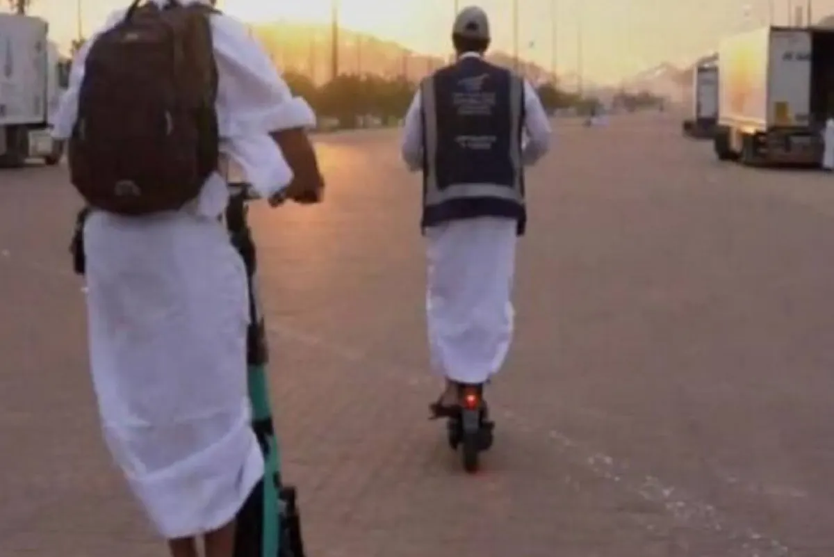 في 8 دقائق.. 1000 سكوتر كهربائي لنقل الحجاج من جسر الجمرات إلى الحرم المكي