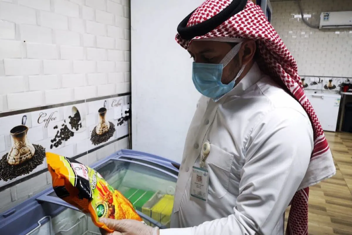 رصد 30 مخالفة ب «شاطئ نصف القمر» خلال العيد