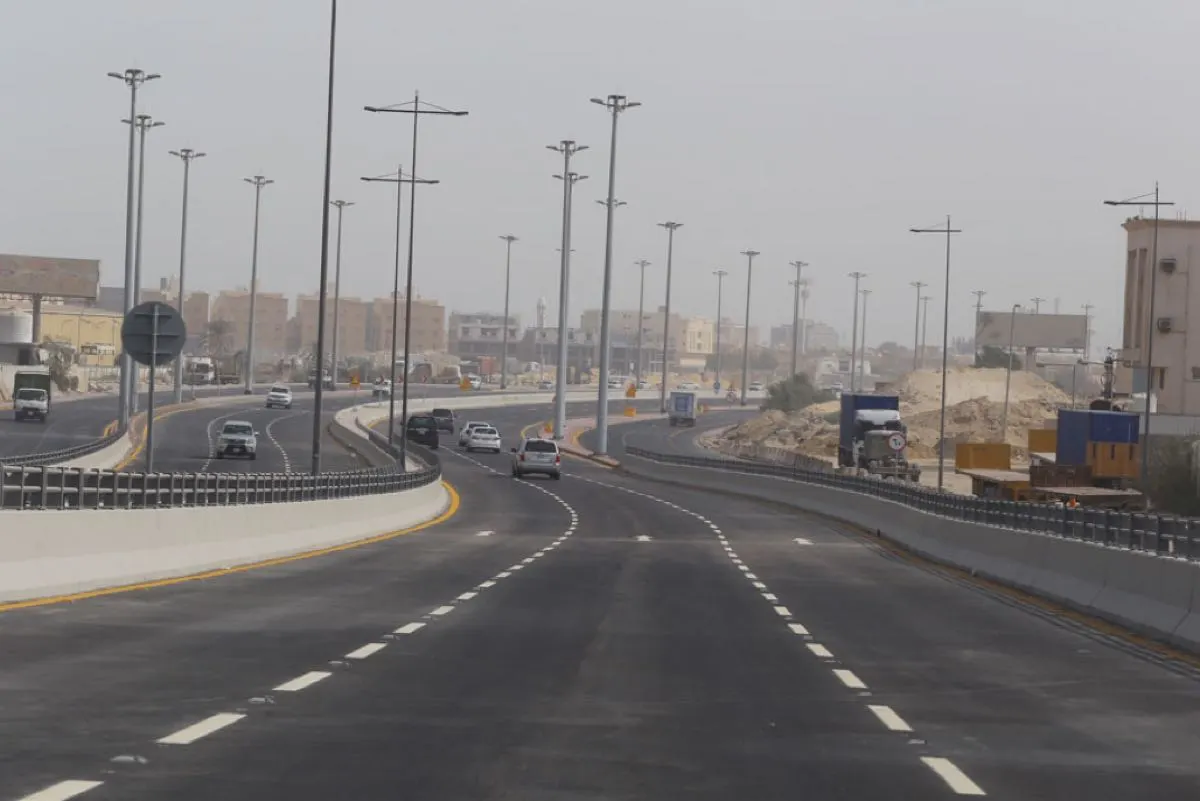 غدا.. إغلاق جسر طريق الملك عبدالعزيز بالدمام لأعمال الصيانة
