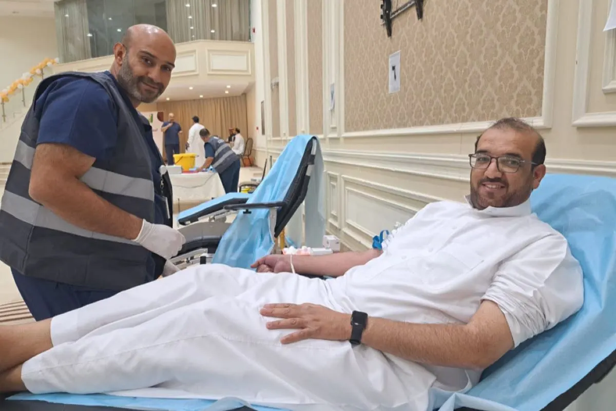العيون.. 70 متبرعًا يشاركون في حملة التبرع بالدم