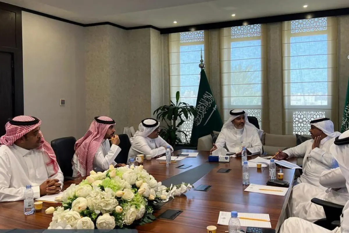 القطيف.. متابعة خطط مستهدفات التنمية لتلبية احتياجات السكان