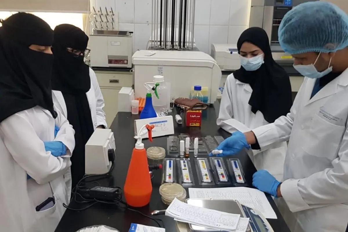 تدريب طالبات جامعتي «الملك فيصل» و«الإمام عبد الرحمن» على «الإحصاء السمكي»