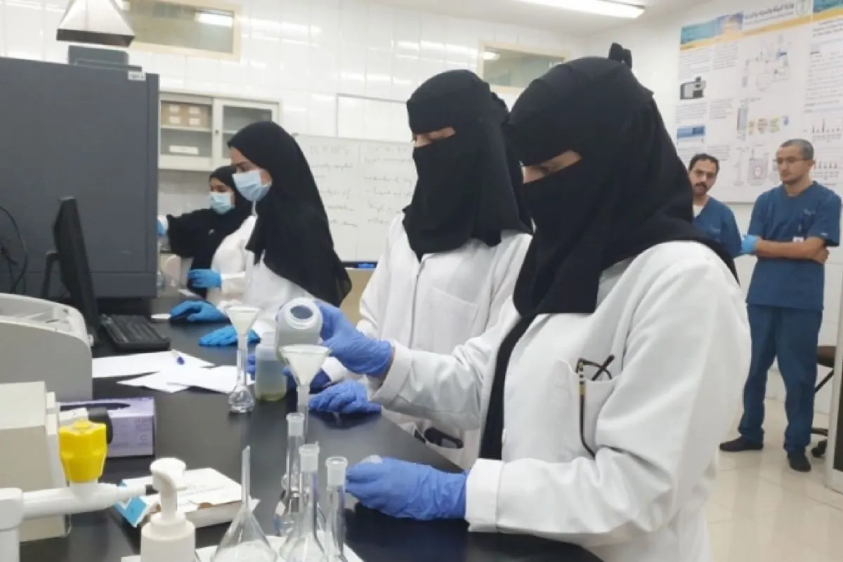 من جامعتين بالشرقية.. 13 فتاة يدخلن مضمار الثروة السمكية في برنامج تنموي