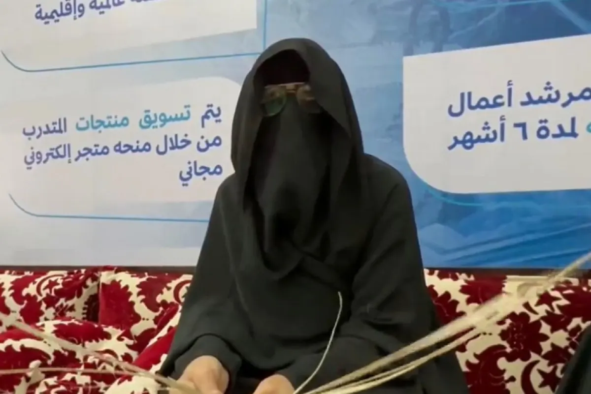 بقوى ناعمة.. الخوص حرفة وموروث ثقافي أبدعن فيه نساء الأحساء
