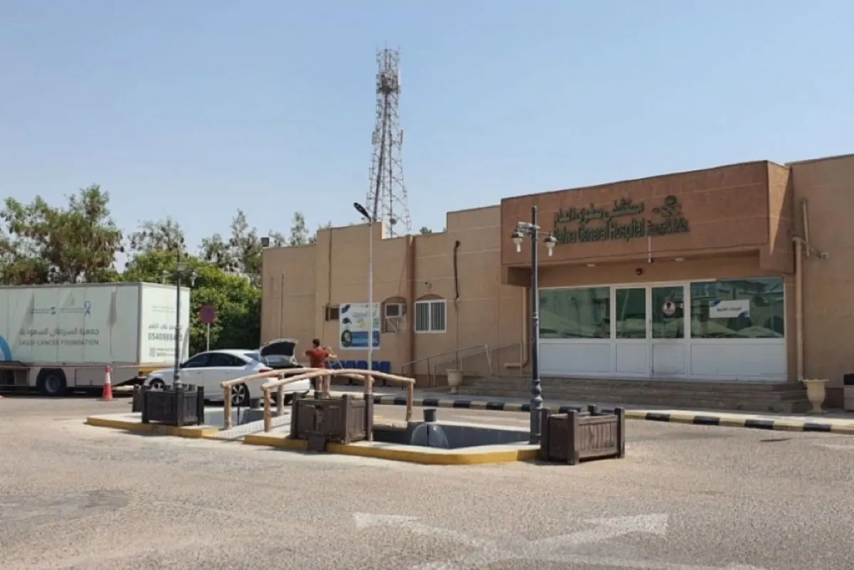 سيارة ”الماموجرام“ أمام مستشفى صفوى لمدة 3 أشهر