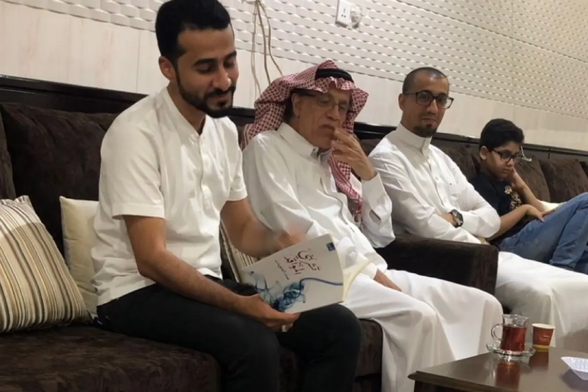 مجلس الأديب الفرج الأدبي يحتفي بديوان تشربني المواقد