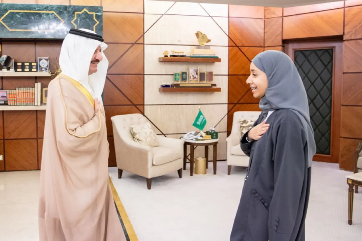 أمير الشرقية يستقبل عددا من الفائزين بجوائز «المهارات الثقافية»