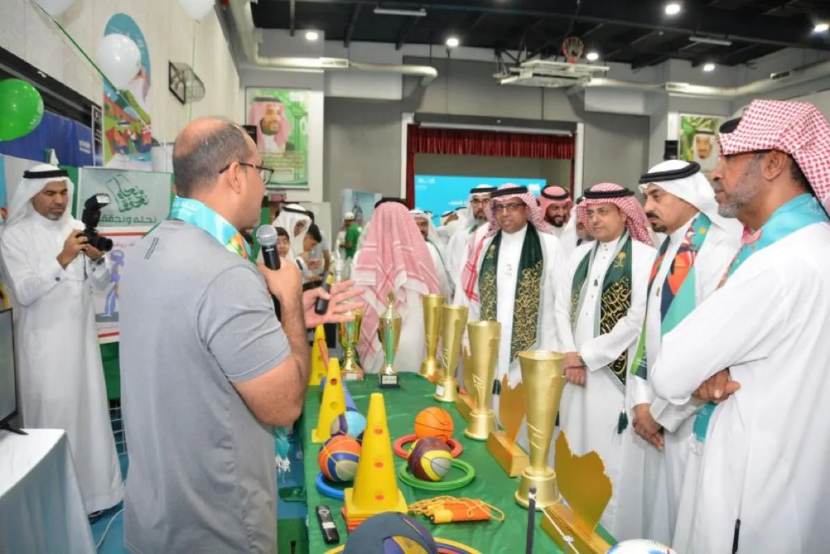 ترانيم وطنية.. طلاب القطيف يعبرون عن حب الوطن بمختلف اللغات