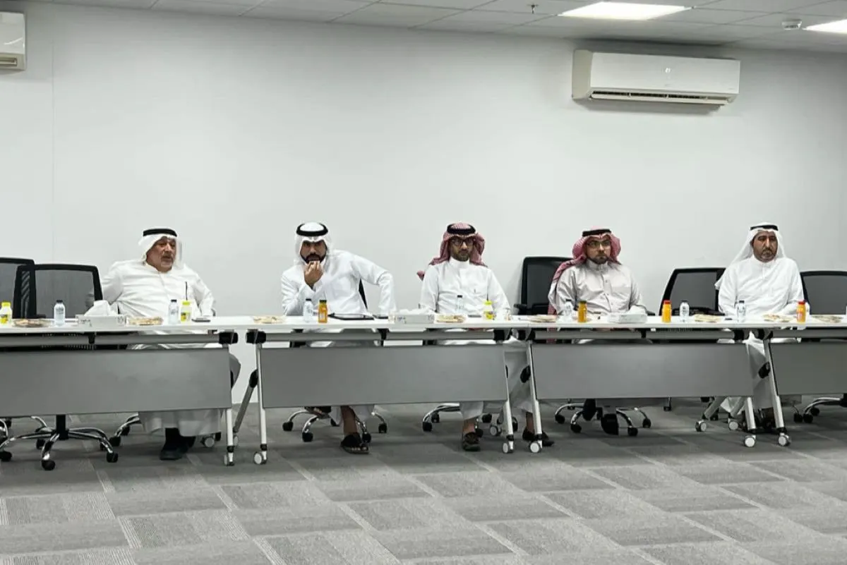 سيهات.. «سعادة» تعرف 14 مرشحًا لـ بالجوانب القانونية للجمعية