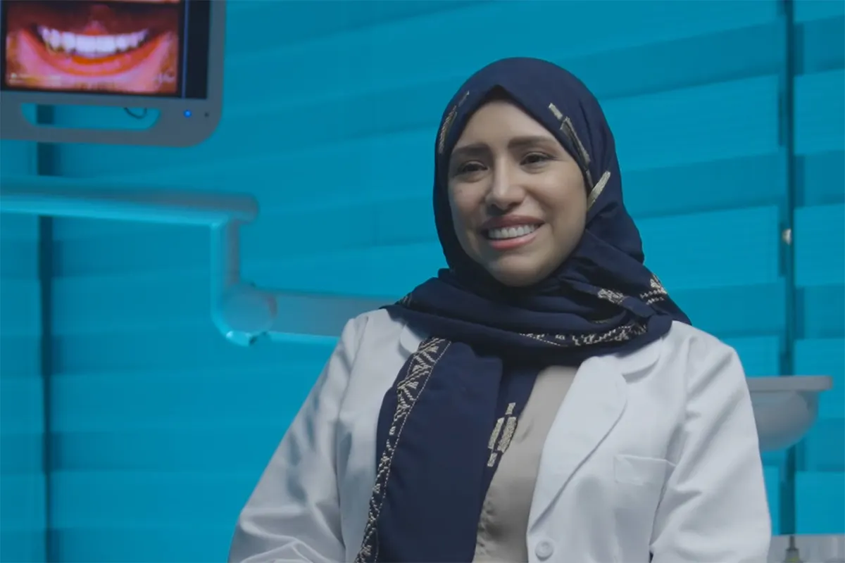 فيديو.. «د. فاطمة القديحي» من الاختبارات إلى مقاعد تحكيم «البورد الأمريكي»