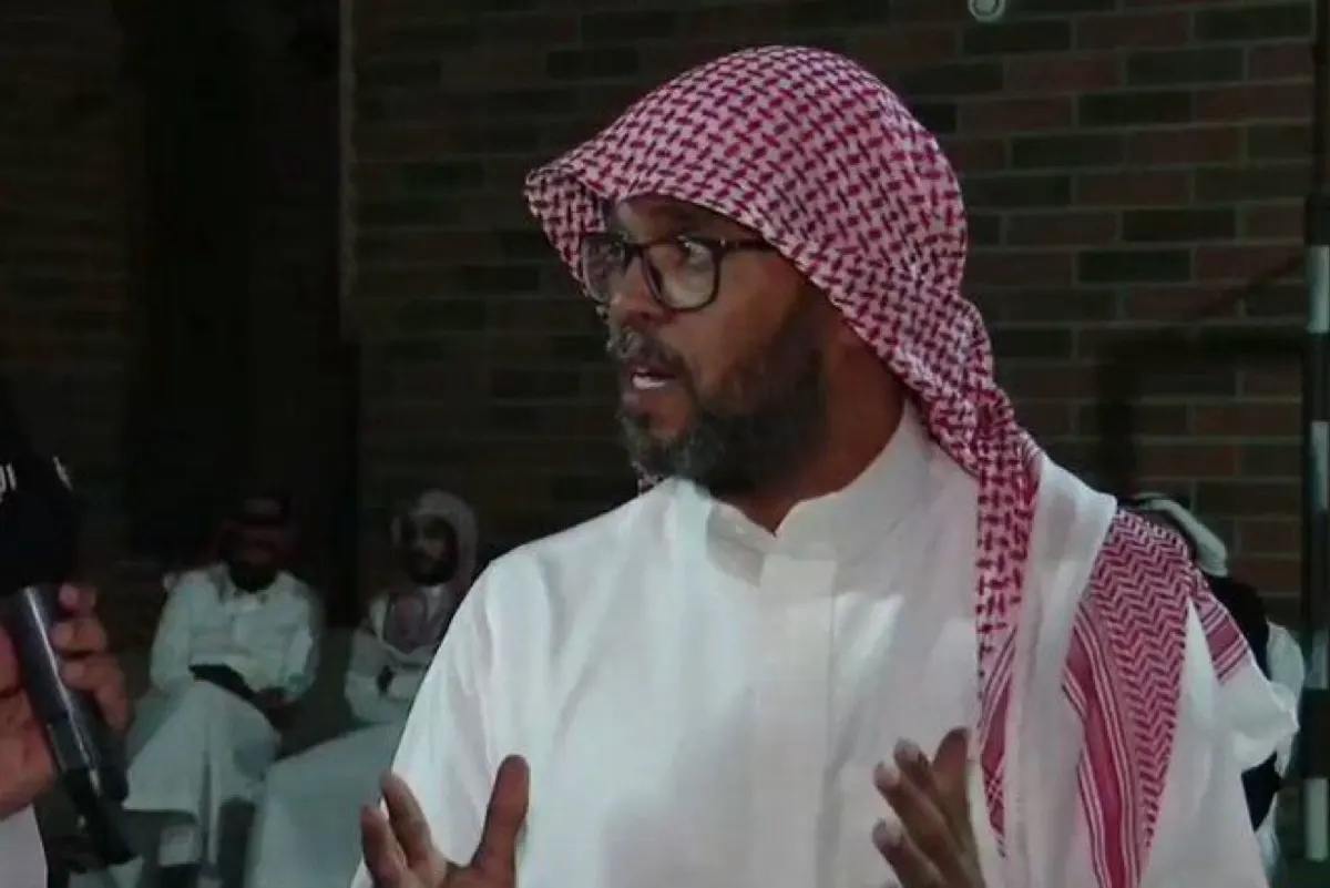 والد الطالب المتوفى في الدمام: سائق الحافلة دهس ابني مرتين