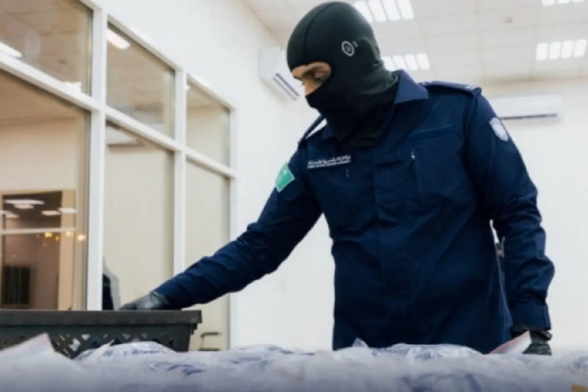 «الجمارك»: إحباط محاولتي تهريب 1,33 كغم من الهيروين المخدر داخل أحشاء مسافرَين